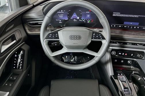 2025 Audi Q5 Premium Plus TFSI quattro S tronic