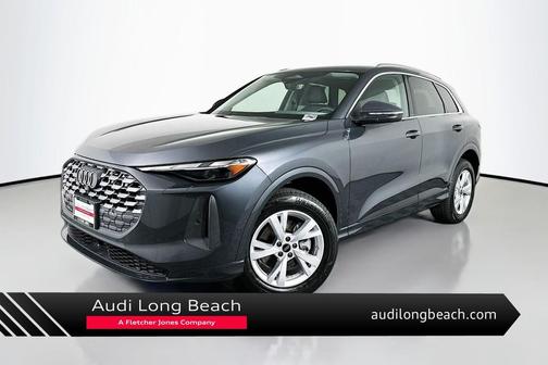 Tambora Gray Metallic 2025 Audi Q5 Premium