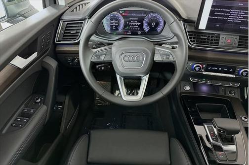 2025 Audi Q5 55 S line Premium Plus