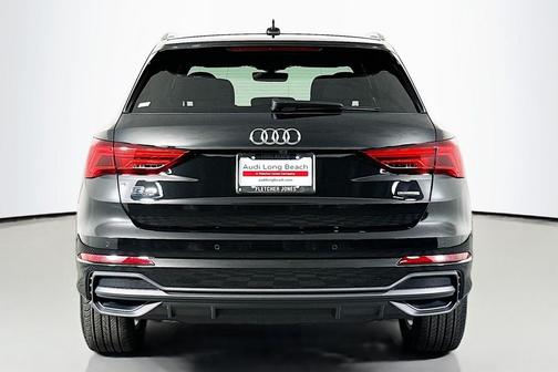Mythos Black Metallic 2025 Audi Q3 Premium 45 TFSI S line quattro Tiptronic