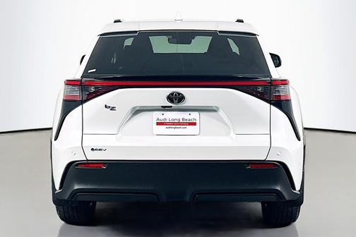 2025 Toyota bZ4X XLE