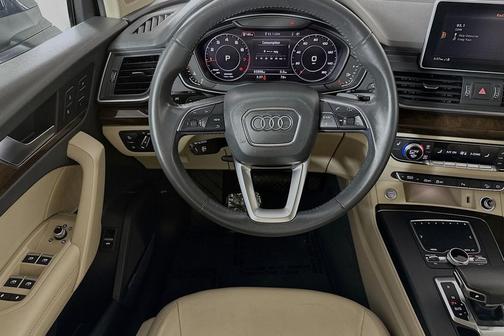 2019 Audi Q5 2.0T Premium Plus
