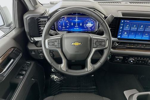 Summit White 2026 Chevrolet Silverado 1500 LT