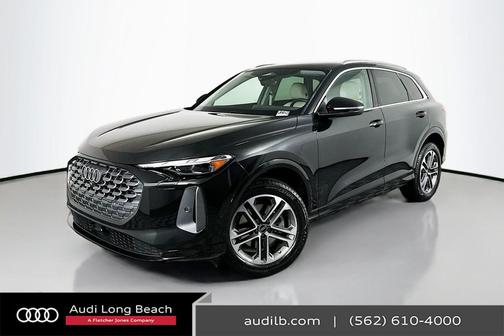 2025 Audi Q5 Premium TFSI quattro S tronic