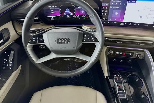 2025 Audi Q5 Premium TFSI quattro S tronic