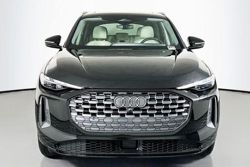 2025 Audi Q5 Premium TFSI quattro S tronic