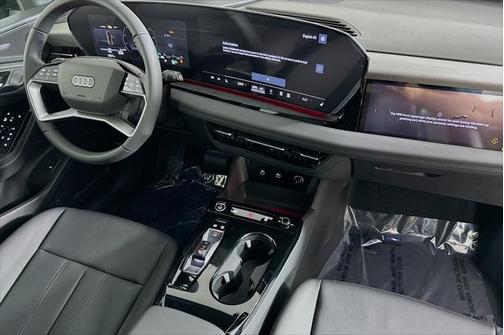 2025 Audi Q6 e-tron Prestige quattro