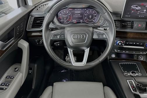 2018 Audi Q5 2.0T Premium Plus