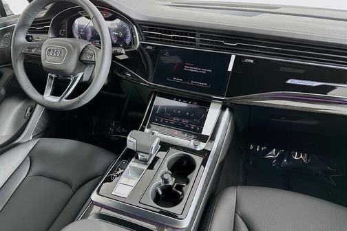 2026 Audi Q7 55 Premium Plus