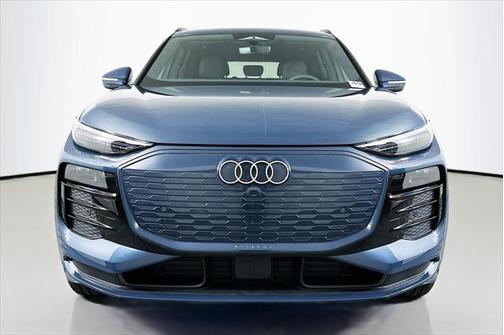 2025 Audi Q6 e-tron Premium Plus