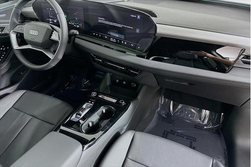 2025 Audi Q6 e-tron Premium Plus quattro