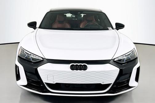 2024 Audi e-tron GT Prestige quattro