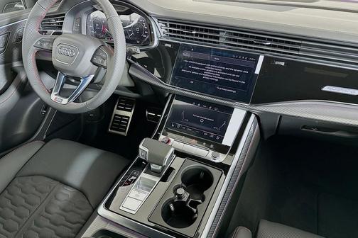 Mythos Black Metallic 2026 Audi RS Q8 4.0T