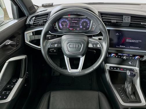 2022 Audi Q3 45 S line Premium