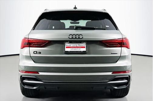 2024 Audi Q3 Premium 45 TFSI S line quattro Tiptronic