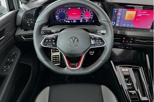2024 Volkswagen Golf GTI 2.0T SE DSG