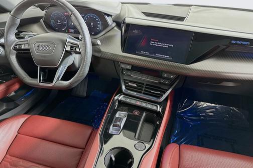 2022 Audi e-tron GT Prestige