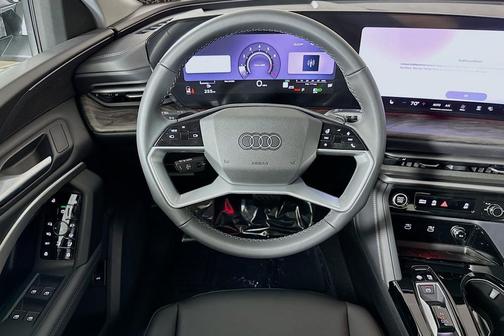 Mythos Black Metallic 2026 Audi Q5 Sportback Premium TFSI quattro S tronic