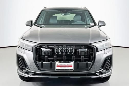 2026 Audi Q7 45 Premium