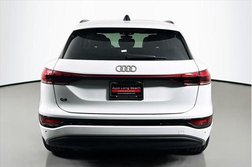 2025 Audi Q6 e-tron Premium
