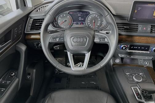 2019 Audi Q5 45 Premium