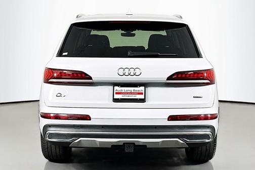 2023 Audi Q7 55 Premium Plus
