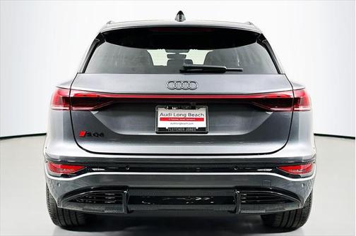 2025 Audi SQ6 e-tron Premium Plus quattro