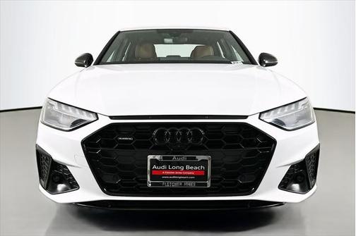 2024 Audi A4 45 S line Premium Plus