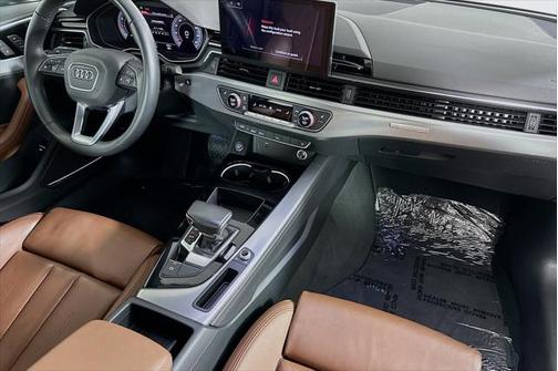 2024 Audi A4 45 S line Premium Plus