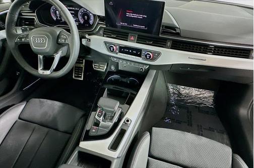 2024 Audi A4 Prestige 45 TFSI S line quattro S tronic