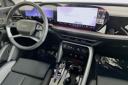 Glacier White Metallic 2026 Audi Q5 Premium Plus TFSI quattro S tronic