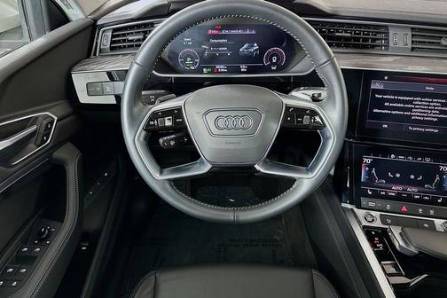2021 Audi e-tron Premium