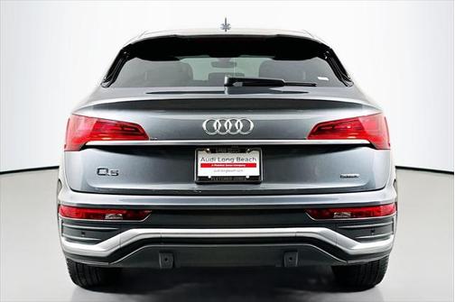 2022 Audi Q5 45 S line Premium Plus