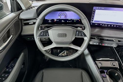 Daytona Gray Pearl Effect 2026 Audi Q3 TFSI quattro S tronic