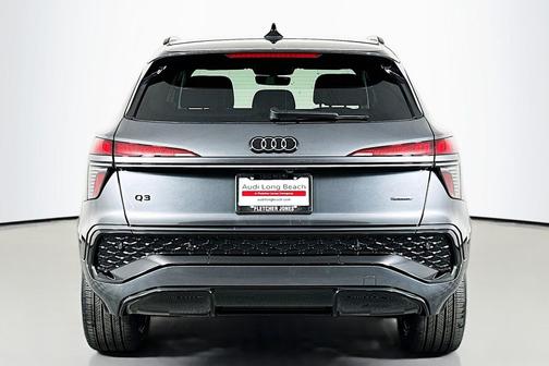 Daytona Gray Pearl Effect 2026 Audi Q3 TFSI quattro S tronic