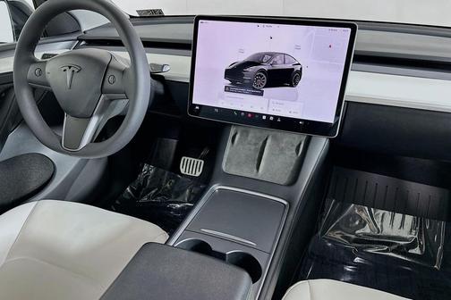 2022 Tesla Model Y Performance Dual Motor All-Wheel Drive