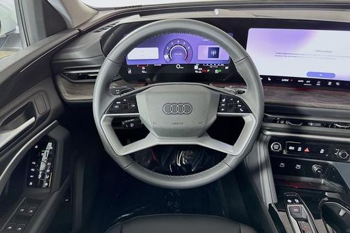 Glacier White Metallic 2026 Audi Q5 Premium TFSI quattro S tronic