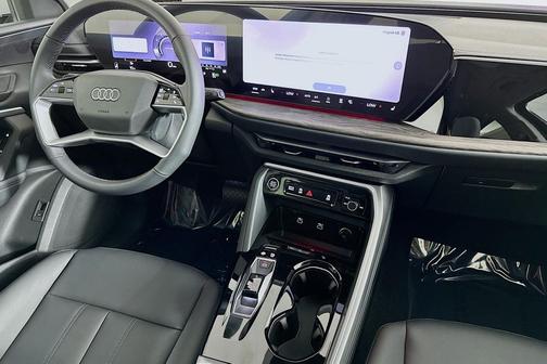 Glacier White Metallic 2026 Audi Q5 Premium TFSI quattro S tronic