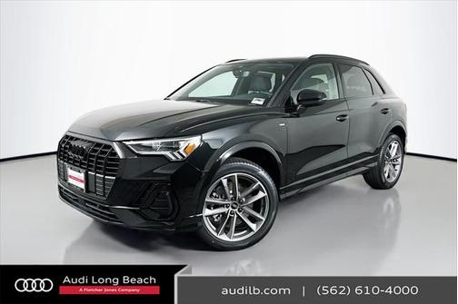 2025 Audi Q3 Premium 45 TFSI S line quattro Tiptronic