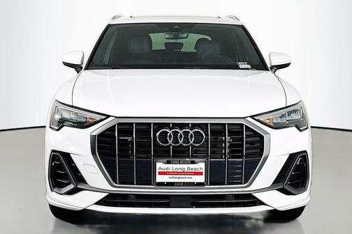 2022 Audi Q3 45 S line Premium