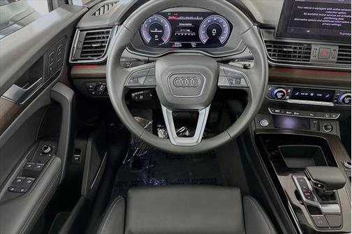 2025 Audi Q5 45 S line Premium Plus