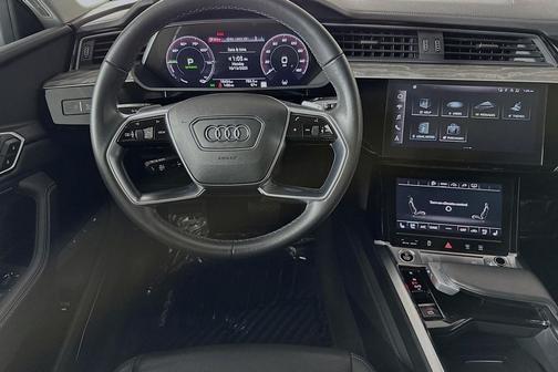 2023 Audi e-tron Premium Plus quattro