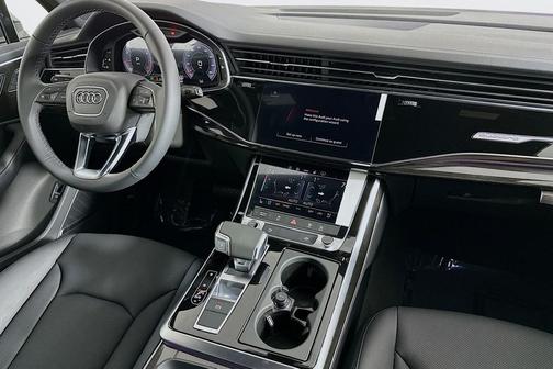 Mythos Black Metallic 2026 Audi Q7 45 Premium Plus