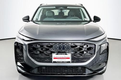 Daytona Gray Pearl Effect 2026 Audi Q3 TFSI quattro S tronic
