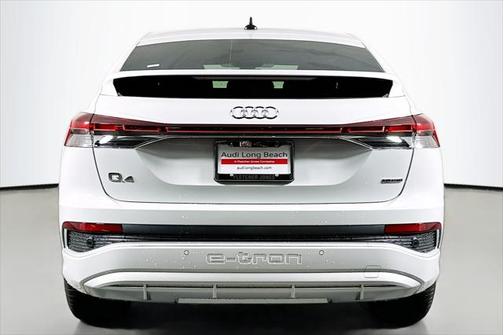 2025 Audi Q4 e-tron Sportback Premium 55 quattro