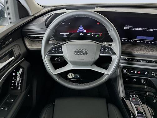 Mythos Black Metallic 2025 Audi Q5 Prestige TFSI quattro S tronic