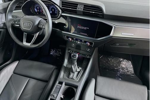 2024 Audi Q3 45 S line Premium Plus