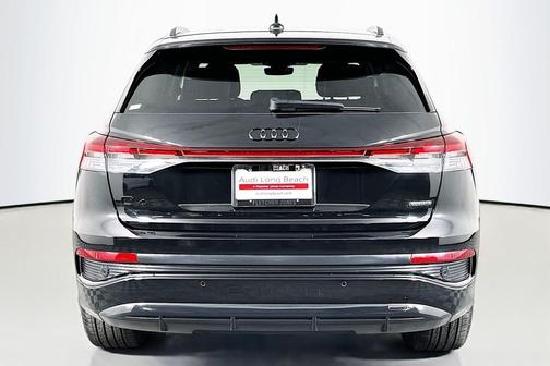 Mythos Black Metallic 2023 Audi Q4 e-tron Premium Plus 50 quattro