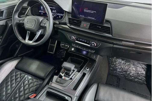 2022 Audi SQ5 3.0T Premium Plus