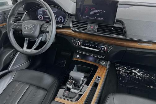 2023 Audi Q5 45 S line Premium Plus
